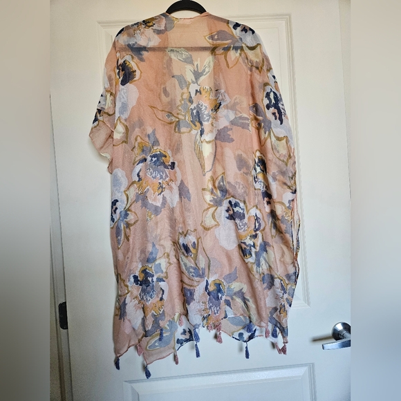 Breezy Lane Kimono - Size O/S - Picture 4 of 6